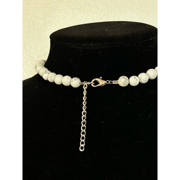 Handmade Matte Howlite Necklace 21.5 inches, Adjustable, With a Silver Extender - Picture 5 of 5